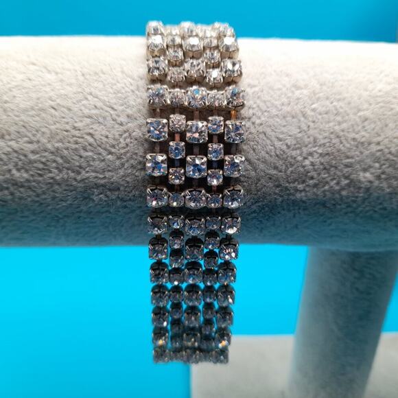 Small Vintage Wedding Clear Rhinestone Necklace Bracelet Set, 1950, 14" & 6 3/4" - Picture 3 of 11